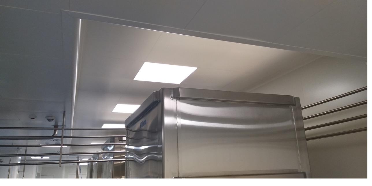 Sufit systemowy z oświetleniem LED
